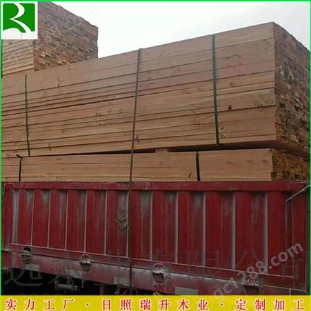 木材加工厂定做辐射松工程木方 瑞升木业批发四面刨光建筑方木