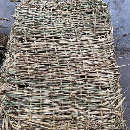 工程防护地面防滑垫 稻草原料编织 编织整齐美观 早春农产品