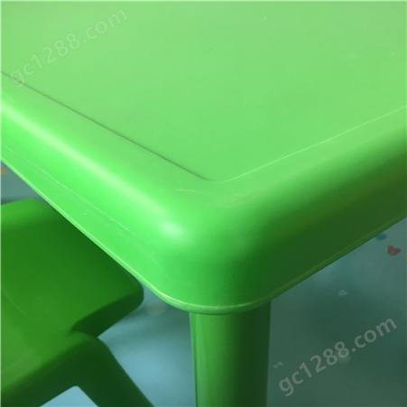 幼儿园桌椅源头工厂塑料加厚桌儿童学习桌椅全新加厚亮面椅子