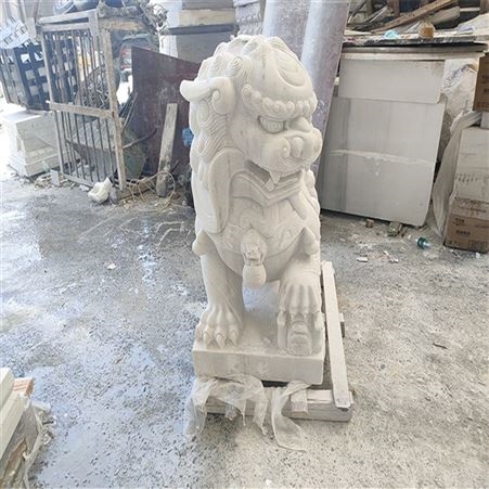 03汉白玉南方狮定制 1.8m高石狮子雕刻 五山石业
