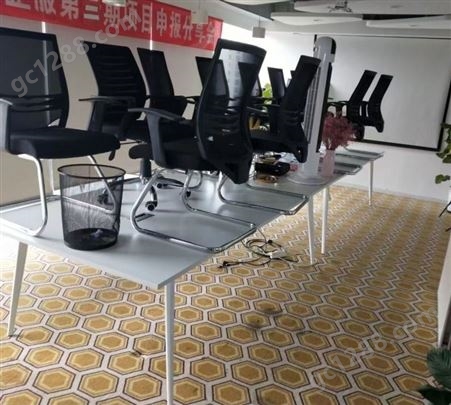 pvc块毯 温和除油污 地毯焕然一新 北京沙发 座椅 床垫清洗优质效果
