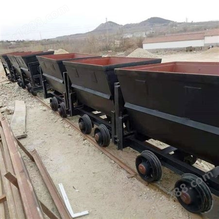 固定式矿车 自动倾翻卸料煤炭轨道运输车 外形美观